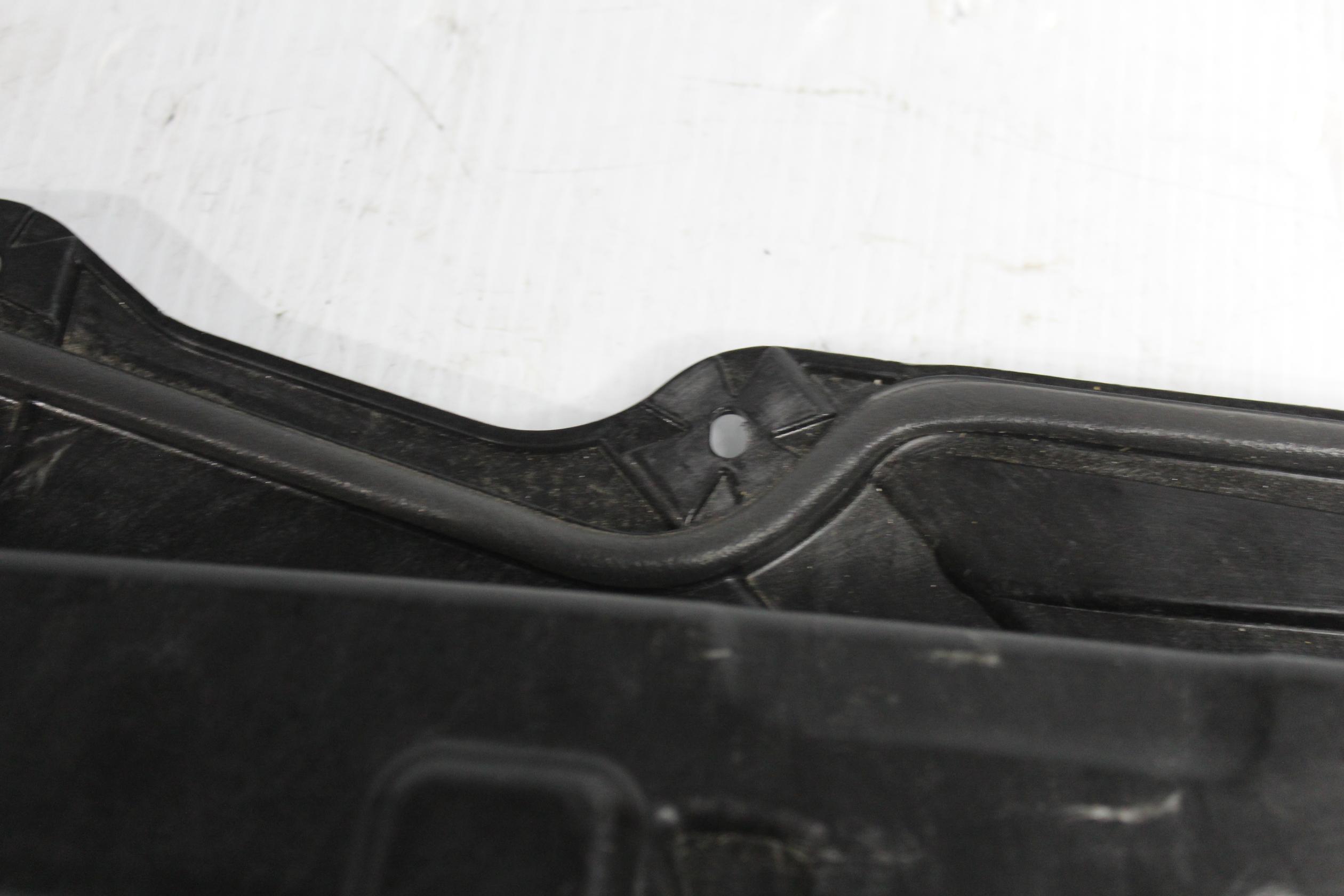 Land Rover L550 Discovery Sport RHR Right Rear Inner Door Panel Trim LR059006 - Image 10