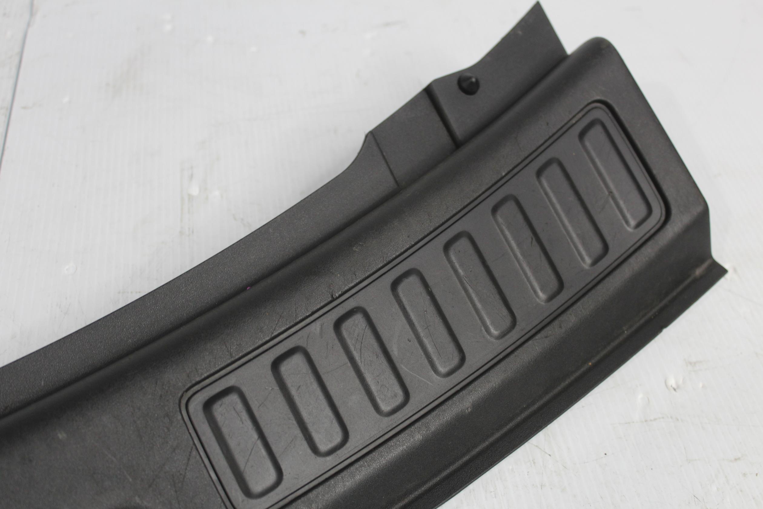 Land Rover L550 Discovery Sport Inner Boot Trim LR060584, FK72113A10AC8PVJ - Image 13