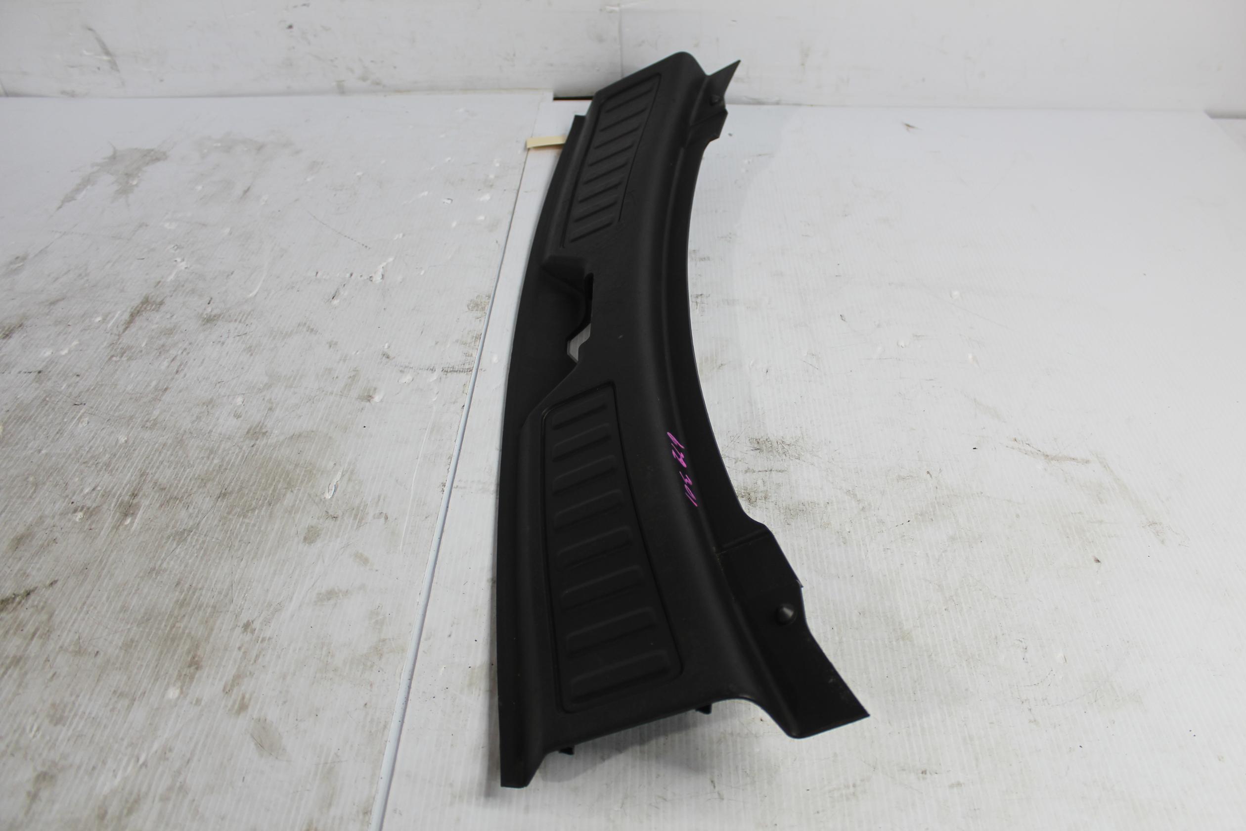 Land Rover L550 Discovery Sport Inner Boot Trim LR060584, FK72113A10AC8PVJ - Image 4