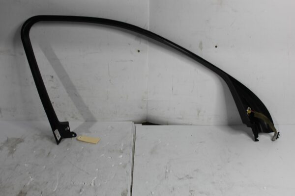 Land Rover L550 Discovery Sport RHF Front Right Inner Window Trim LR077105