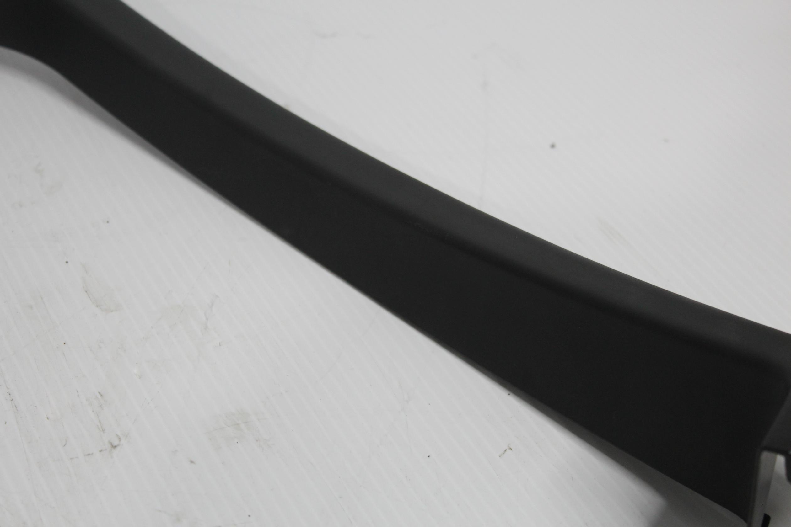 Land Rover L550 Discovery Sport RHF Front Right Inner Window Trim LR077105 - Image 11