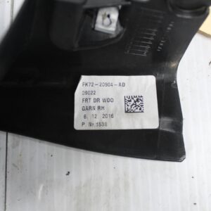 Land Rover L550 Discovery Sport RHF Front Right Inner Window Trim LR077105 - Image 3