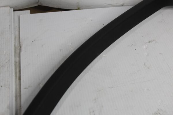 Land Rover L550 Discovery Sport RHF Front Right Inner Window Trim LR077105
