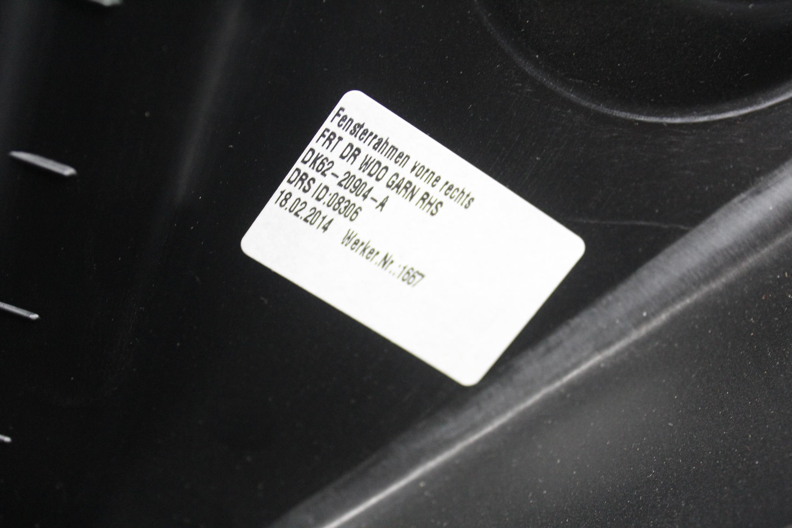 Range Rover Sport L494 RHF Right Front Door Inner Window Trim Mould LR043838 - Image 9