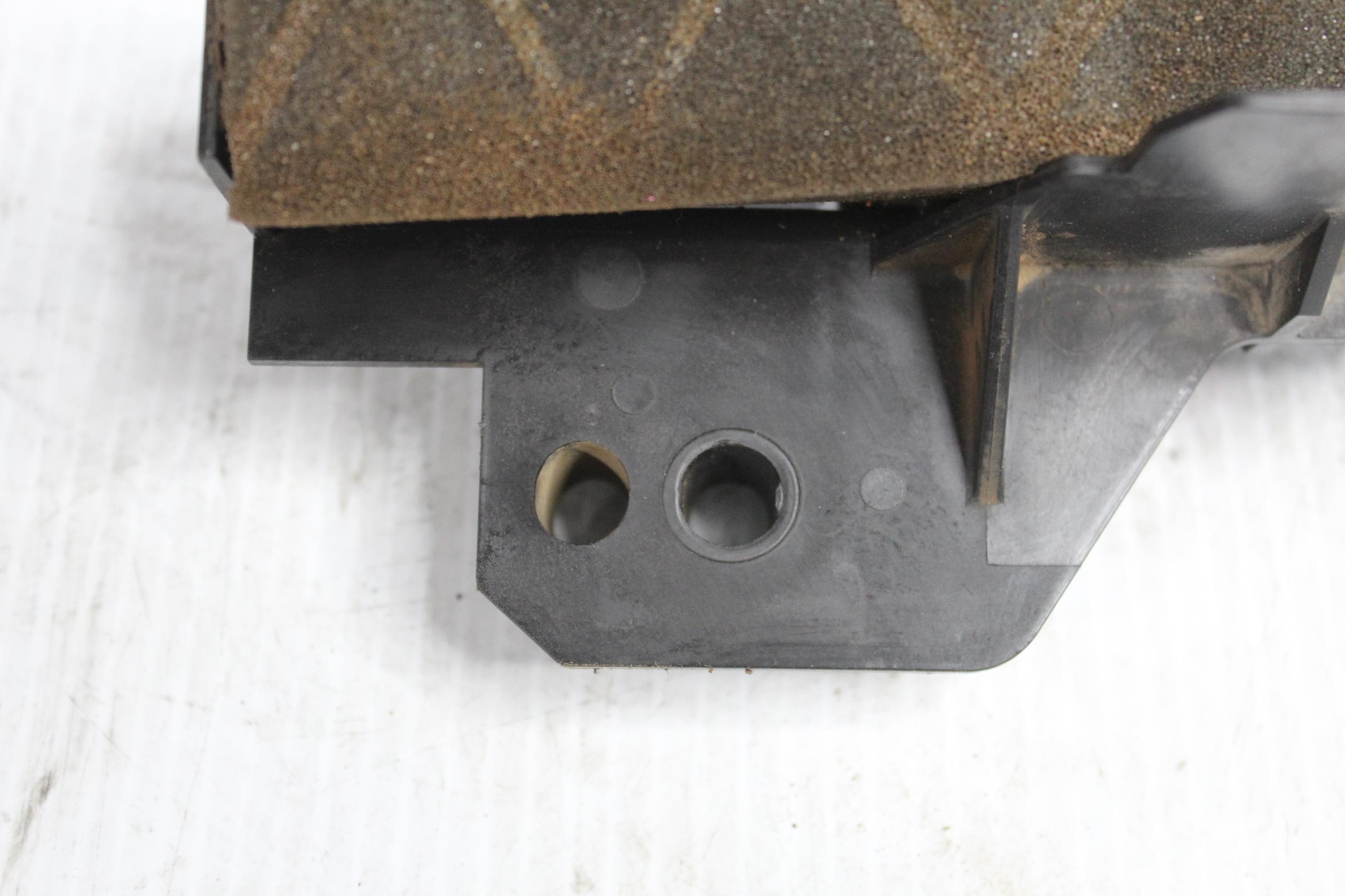Range Rover Sport L494 Upper Side Aux Radiator Bracket LR052925, LR117094 - Image 6