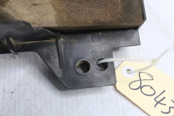 Range Rover Sport L494 Upper Side Aux Radiator Bracket LR052925, LR117094