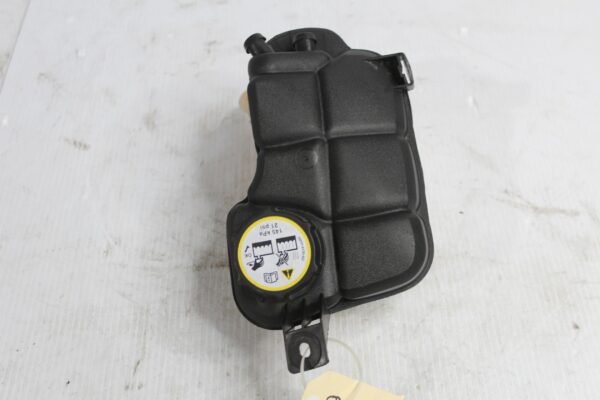 Land Rover L550 Discovery Sport Radiator Coolant Overflow Tank Bottle LR060349