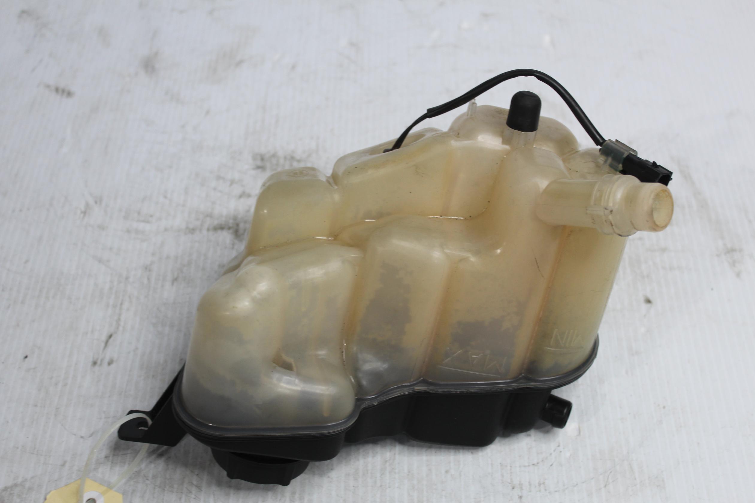 Land Rover L550 Discovery Sport Radiator Coolant Overflow Tank Bottle LR060349 - Image 5