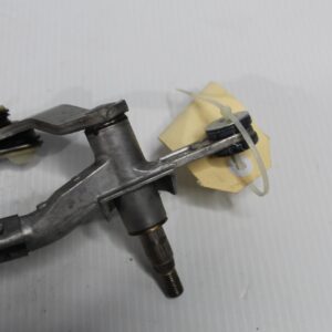 Land Rover L462 Discovery 5 Windscreen Wiper Motor Assembly LR083137 - Image 12