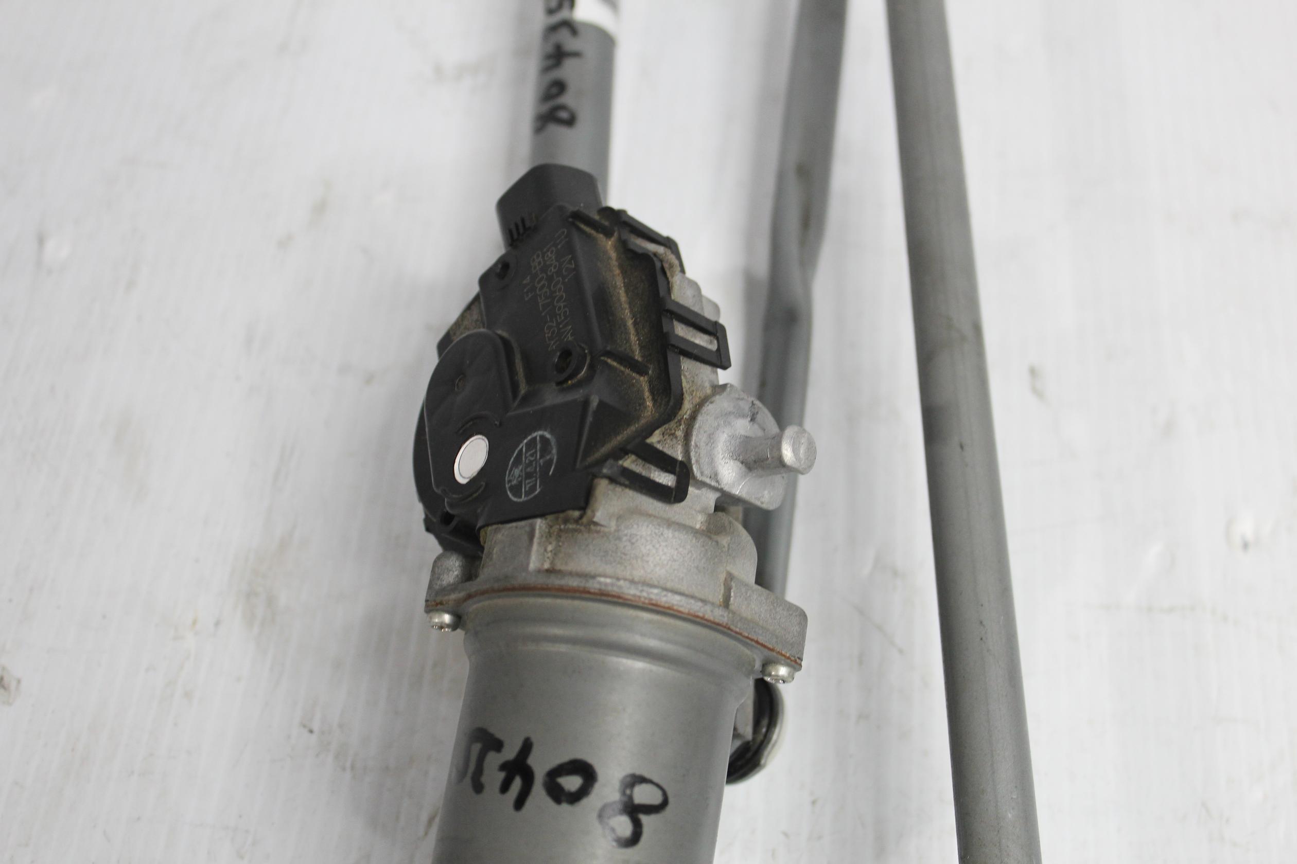 Land Rover L462 Discovery 5 Windscreen Wiper Motor Assembly LR083137 - Image 6