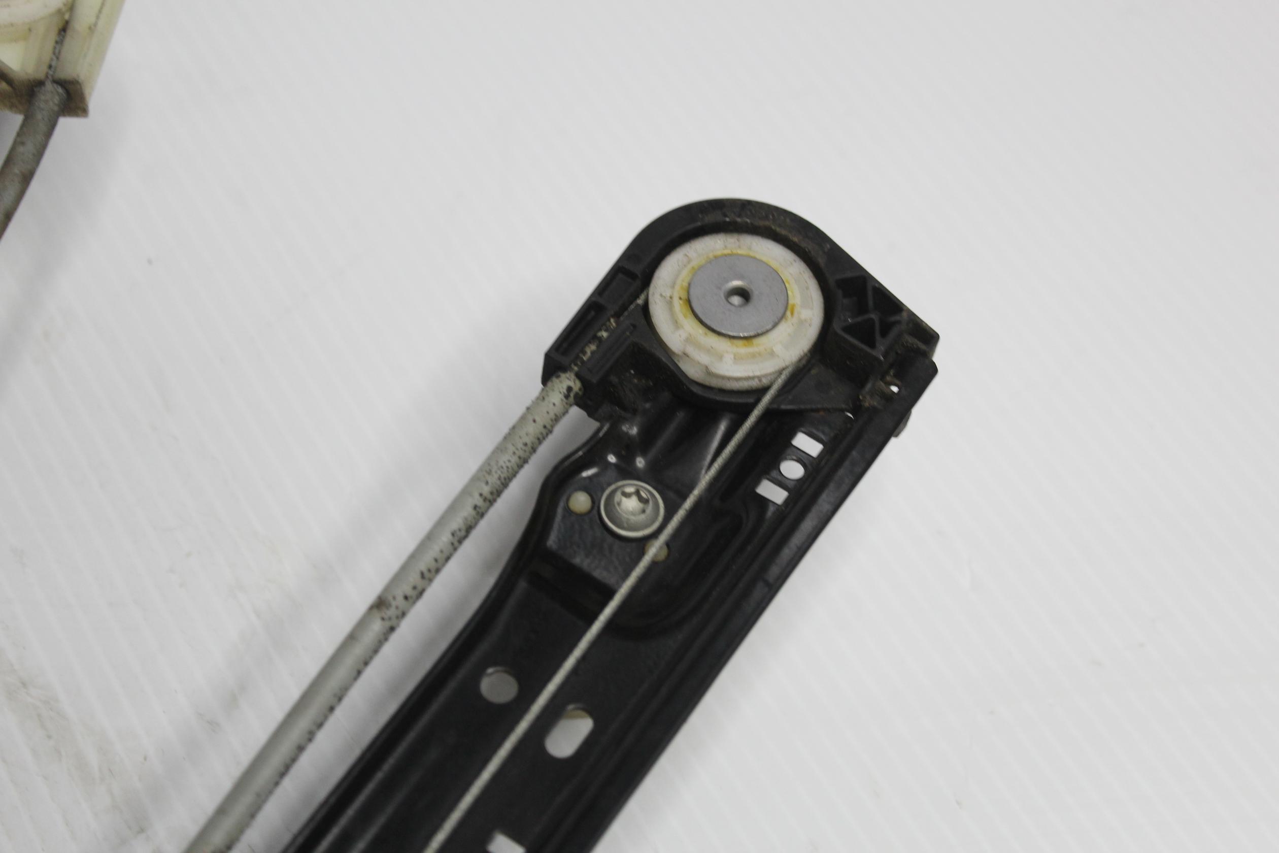 Range Rover Sport L494 LHR Left Rear Window Regulator Motor LR078871, LR153956 - Image 7