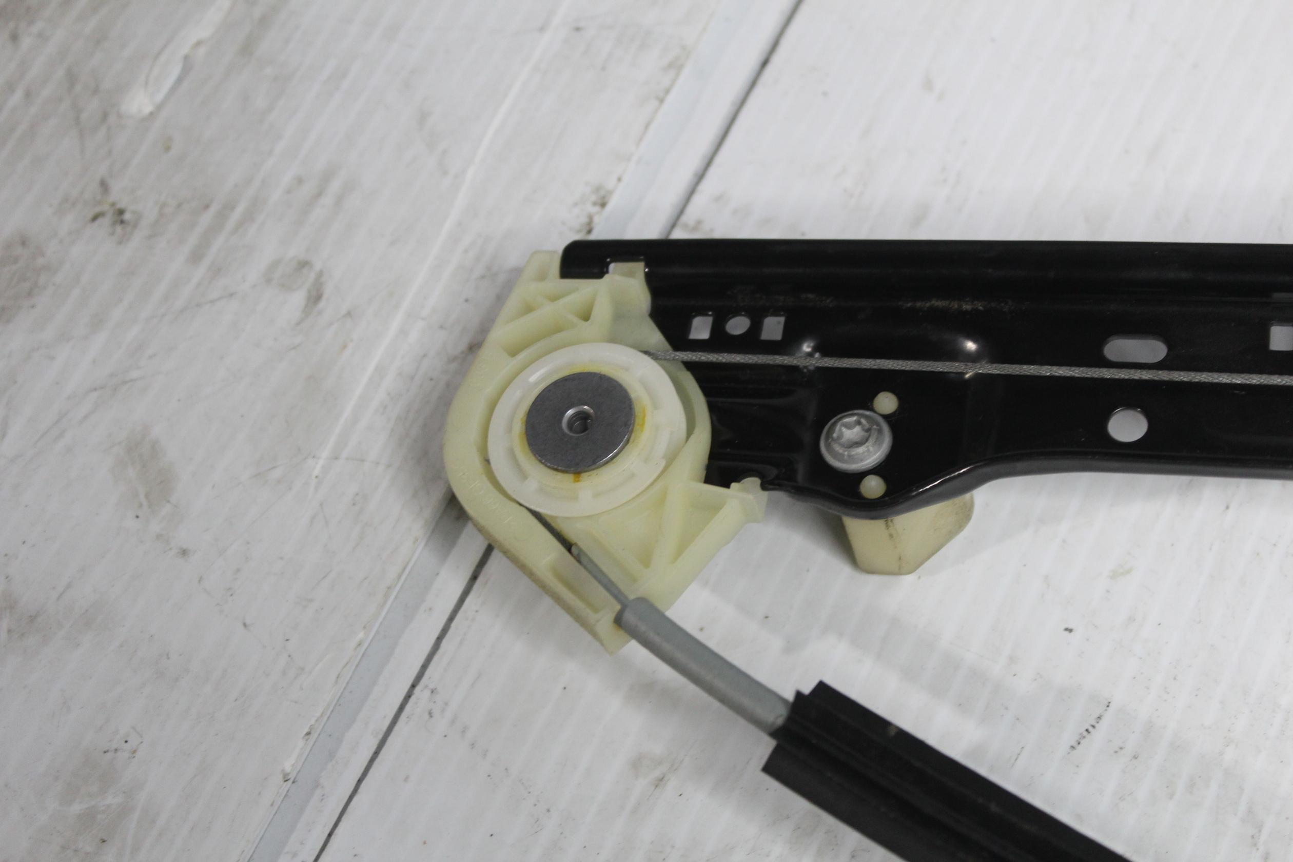 Range Rover Sport L494 LHR Left Rear Window Regulator Motor LR078871, LR153956 - Image 9