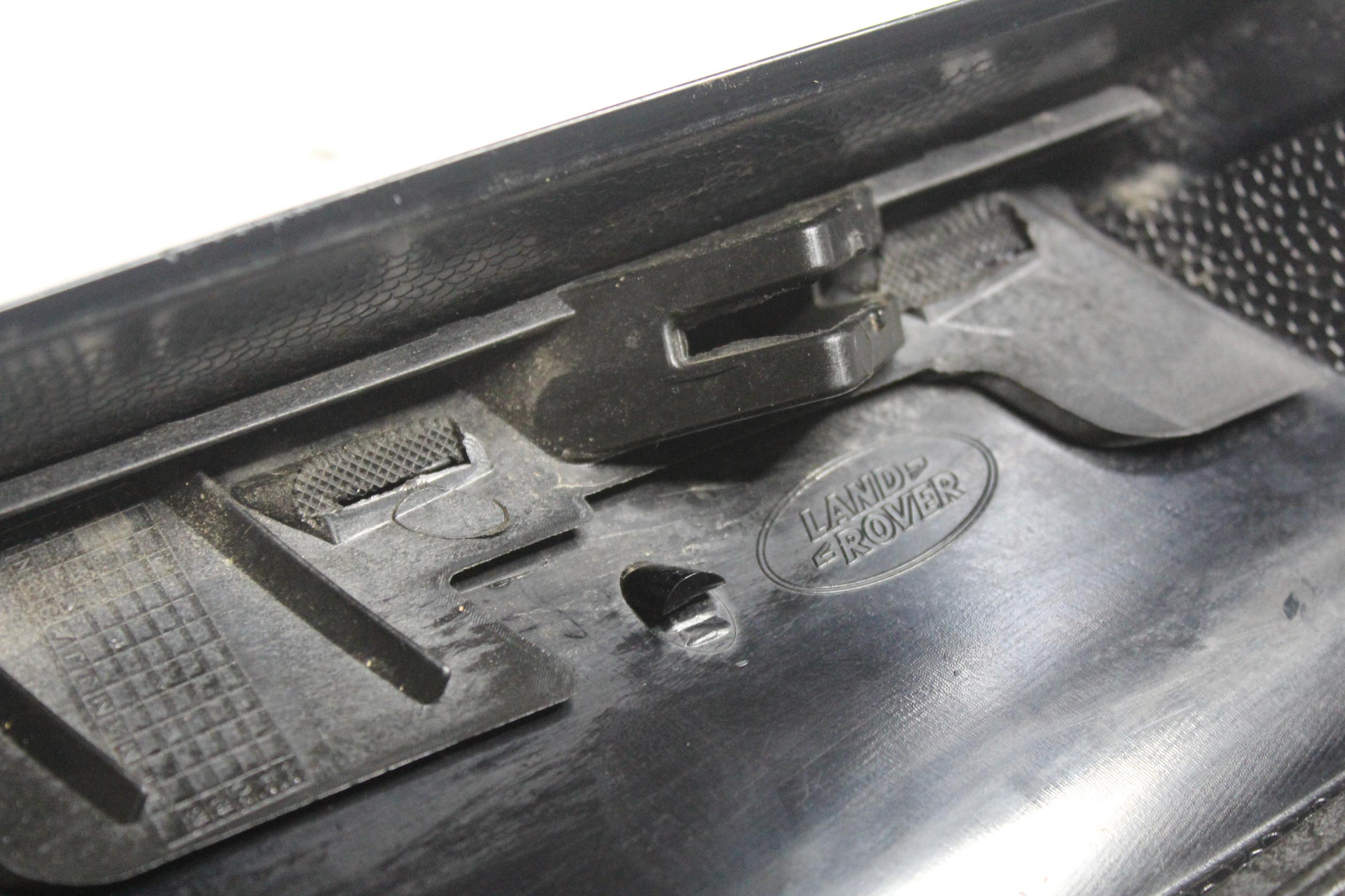 Land Rover L550 Discovery Sport LH Left Outer Rear Trim Panel LR061130, LR149374 - Image 12