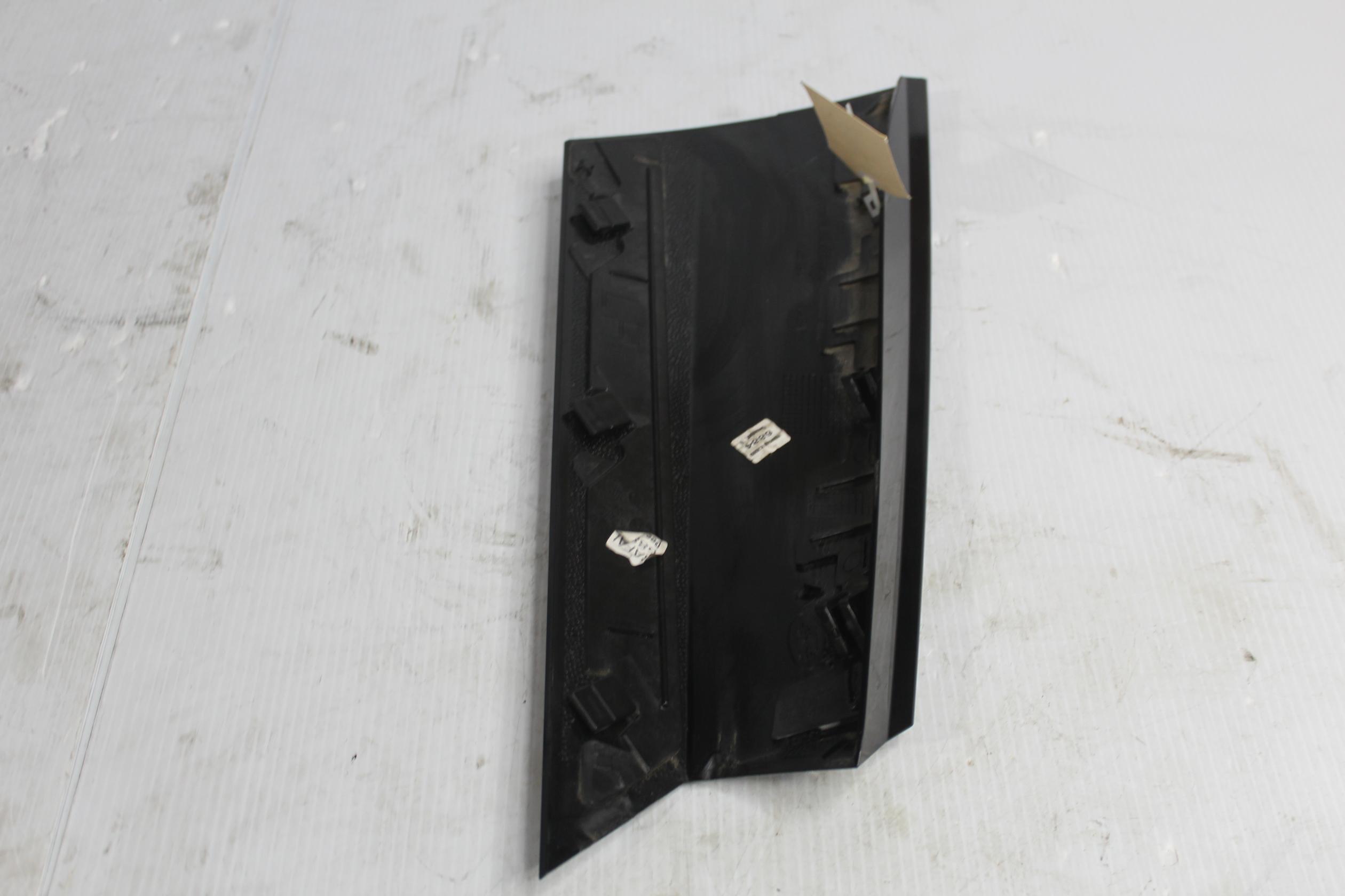 Land Rover L550 Discovery Sport LH Left Outer Rear Trim Panel LR061130, LR149374 - Image 4