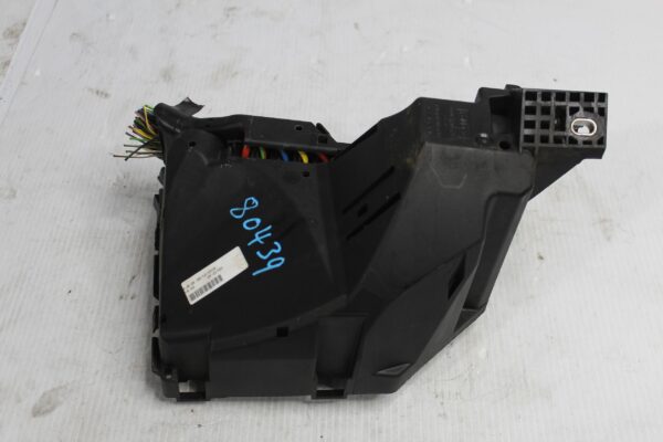 Land Rover L550 Discovery Sport 2.0L Engine Bay Fuse Box Assembly 6G9T14A067AB