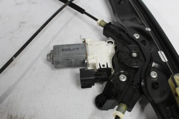 Land Rover L550 Discovery Sport RHF Right Front Window Regulator LR058512, LR165908