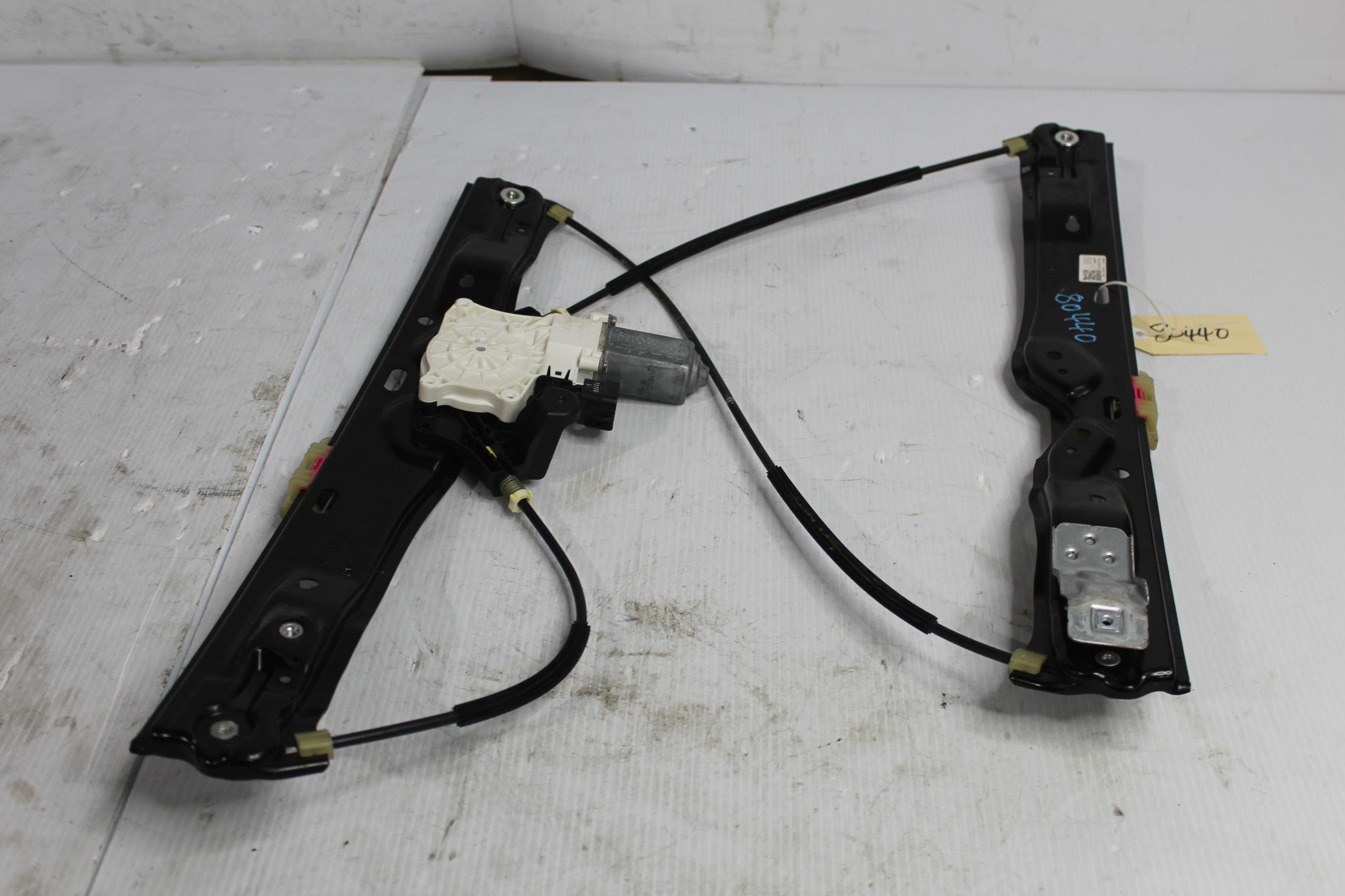 Land Rover L550 Discovery Sport RHF Right Front Window Regulator LR058512, LR165908 - Image 3