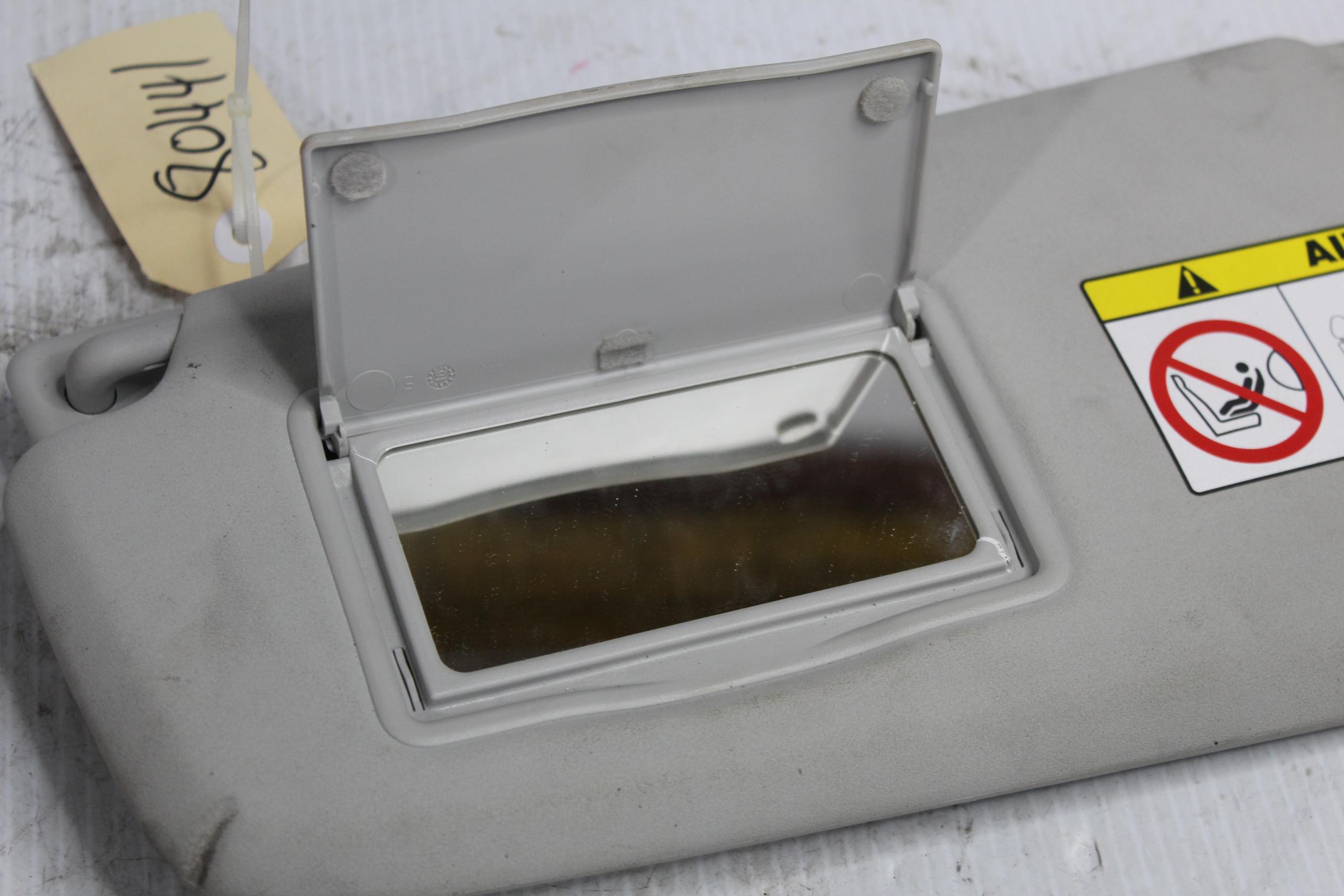 Land Rover L550 Discovery Sport RH Drivers Sun Visor Grey LR060404 - Image 8
