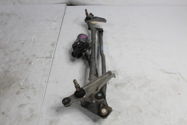 Land Rover L550 Discovery Sport Windscreen Wiper Motor Assembly LR058846