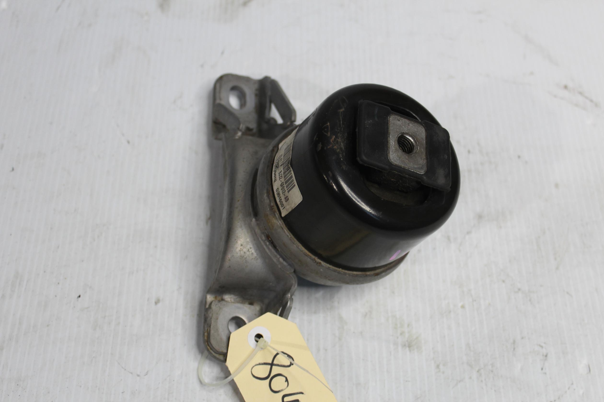Land Rover L550 Discovery Sport 2.0L Engine Mount Support LR024729, BJ326F012AB - Image 2