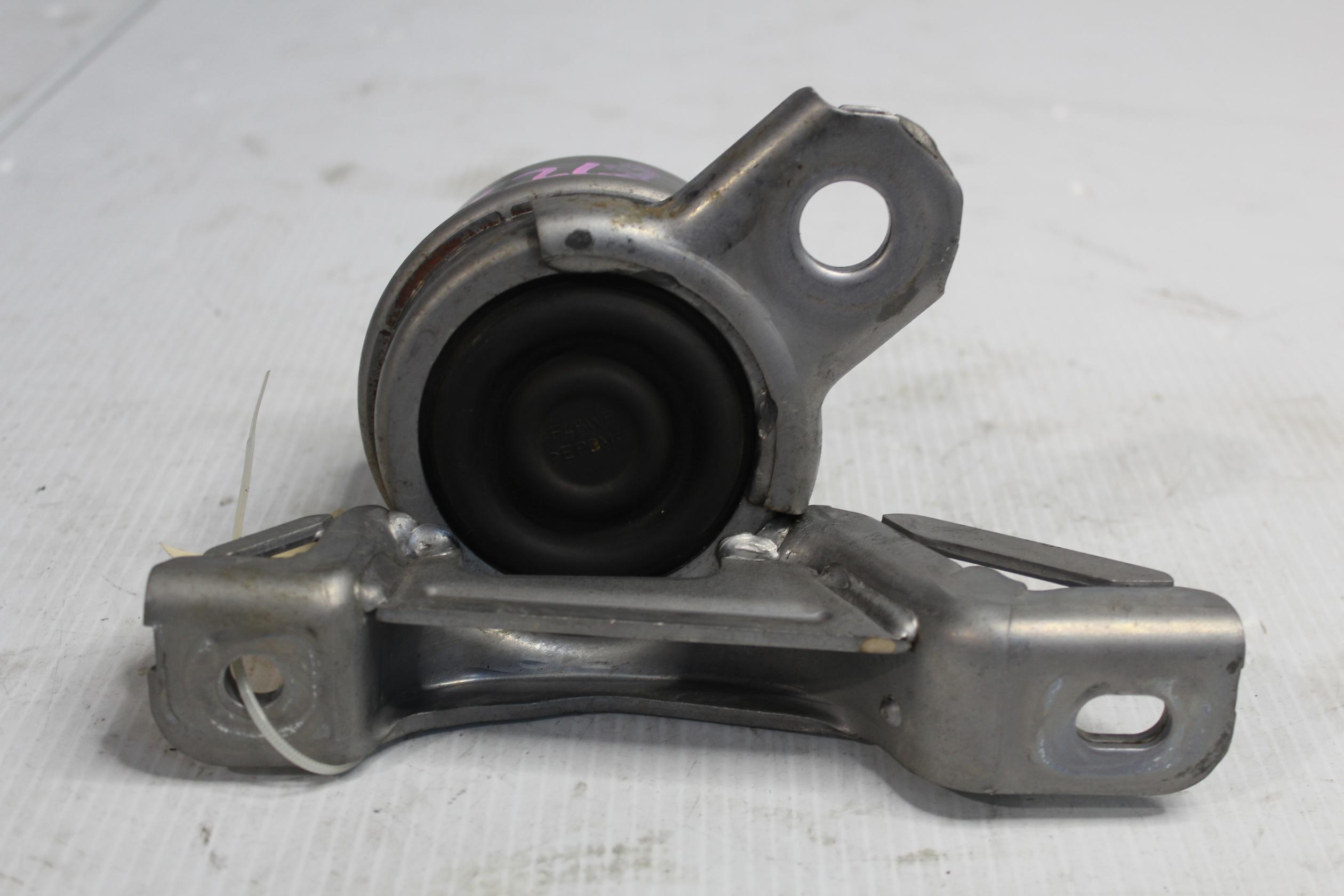 Land Rover L550 Discovery Sport 2.0L Engine Mount Support LR024729, BJ326F012AB - Image 4