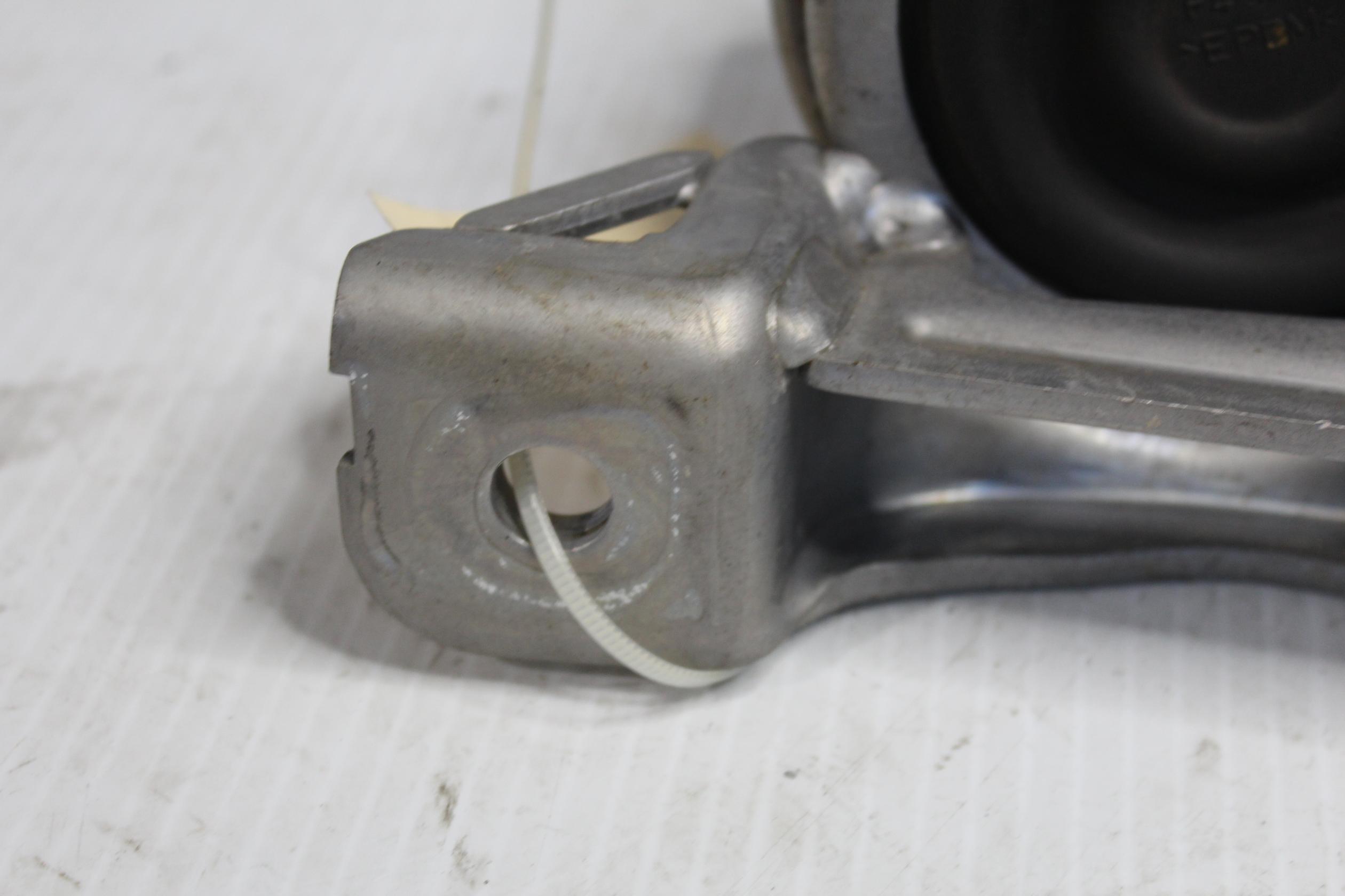 Land Rover L550 Discovery Sport 2.0L Engine Mount Support LR024729, BJ326F012AB - Image 6