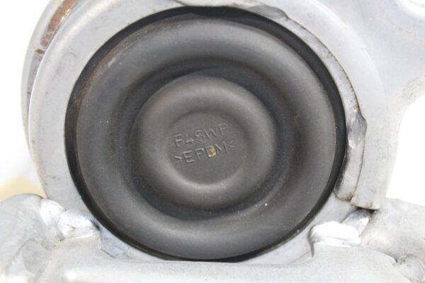 Land Rover L550 Discovery Sport 2.0L Engine Mount Support LR024729, BJ326F012AB