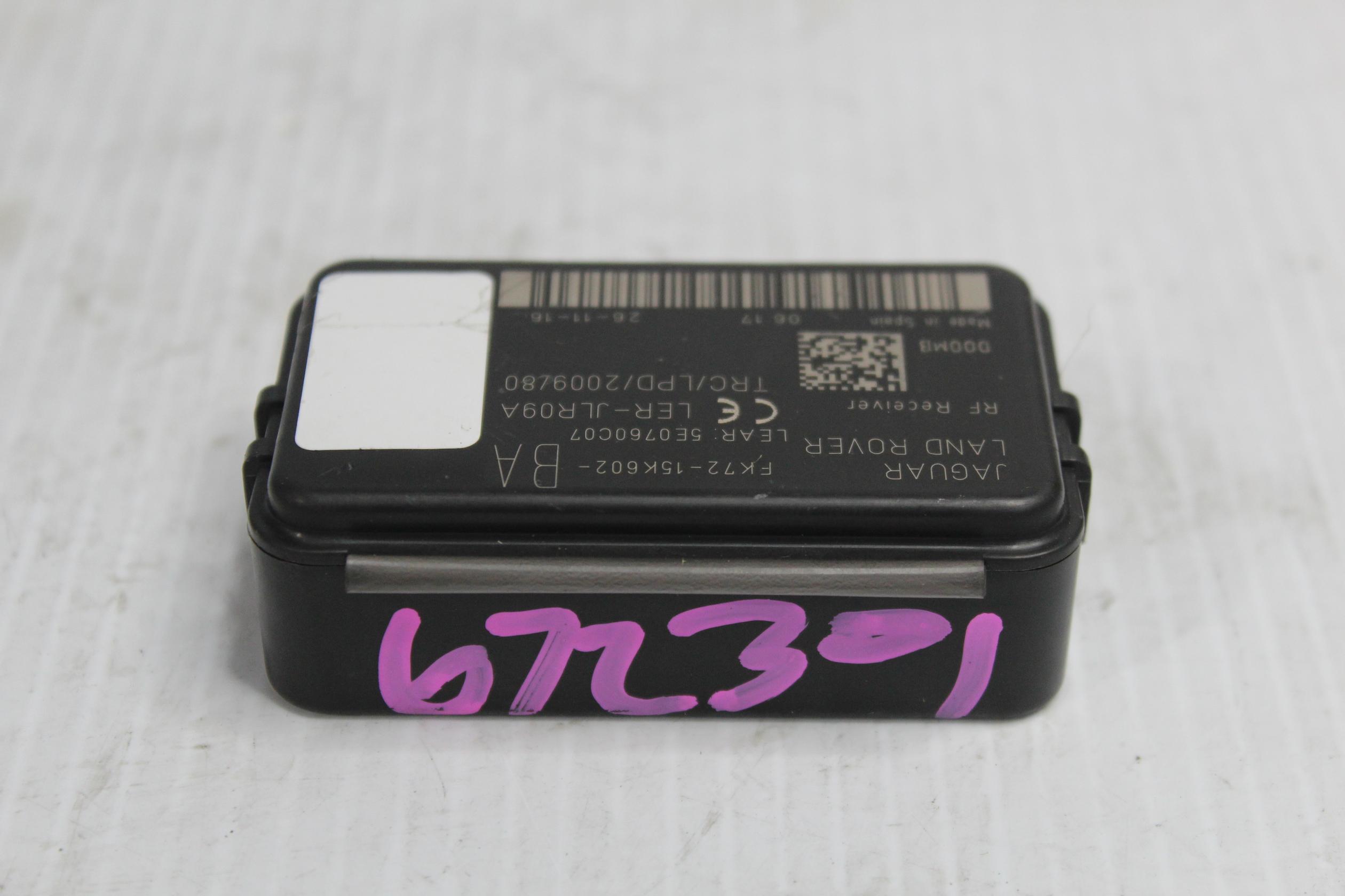 Land Rover L550 Discovery Sport Radio Receiver Module LR143239 - Image 3