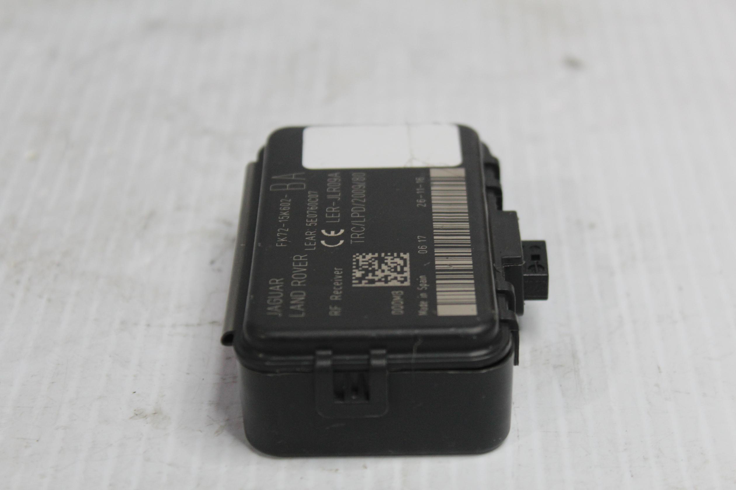 Land Rover L550 Discovery Sport Radio Receiver Module LR143239 - Image 4