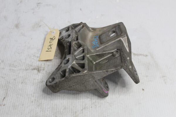 Land Rover L550 Discovery Sport Engine Support Mount LR071977, LR095899