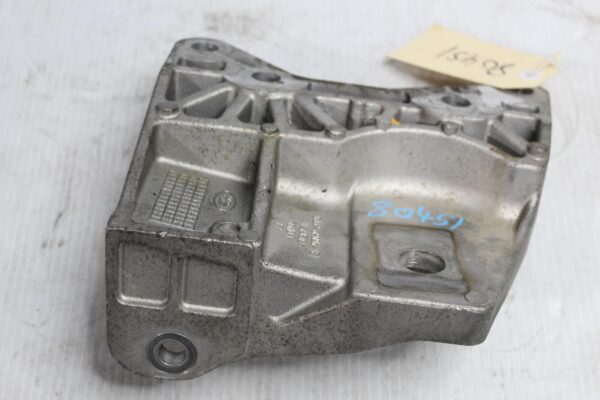 Land Rover L550 Discovery Sport Engine Support Mount LR071977, LR095899