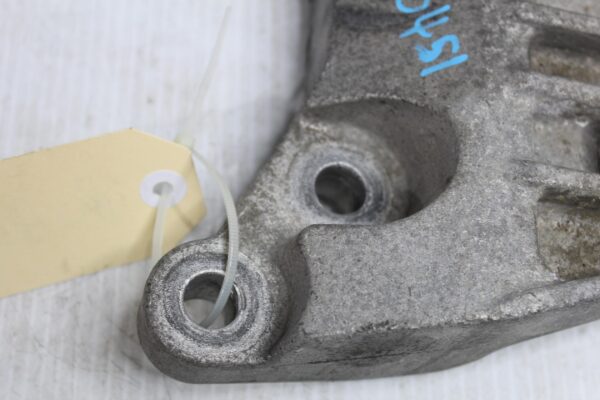 Land Rover L550 Discovery Sport Engine Support Mount LR071977, LR095899
