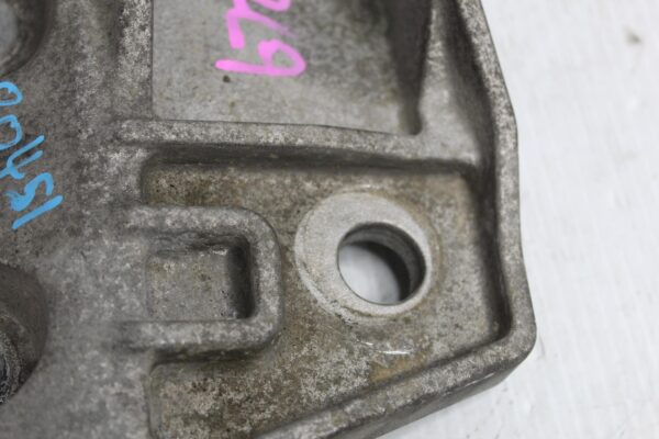 Land Rover L550 Discovery Sport Engine Support Mount LR071977, LR095899