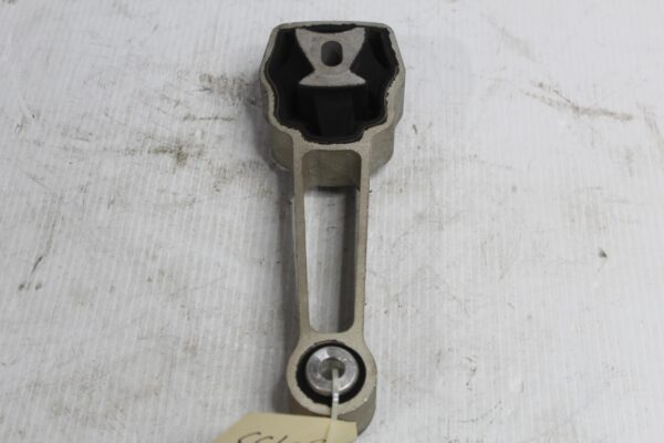 Land Rover L550 Discovery Sport Upper Engine Support LR000597