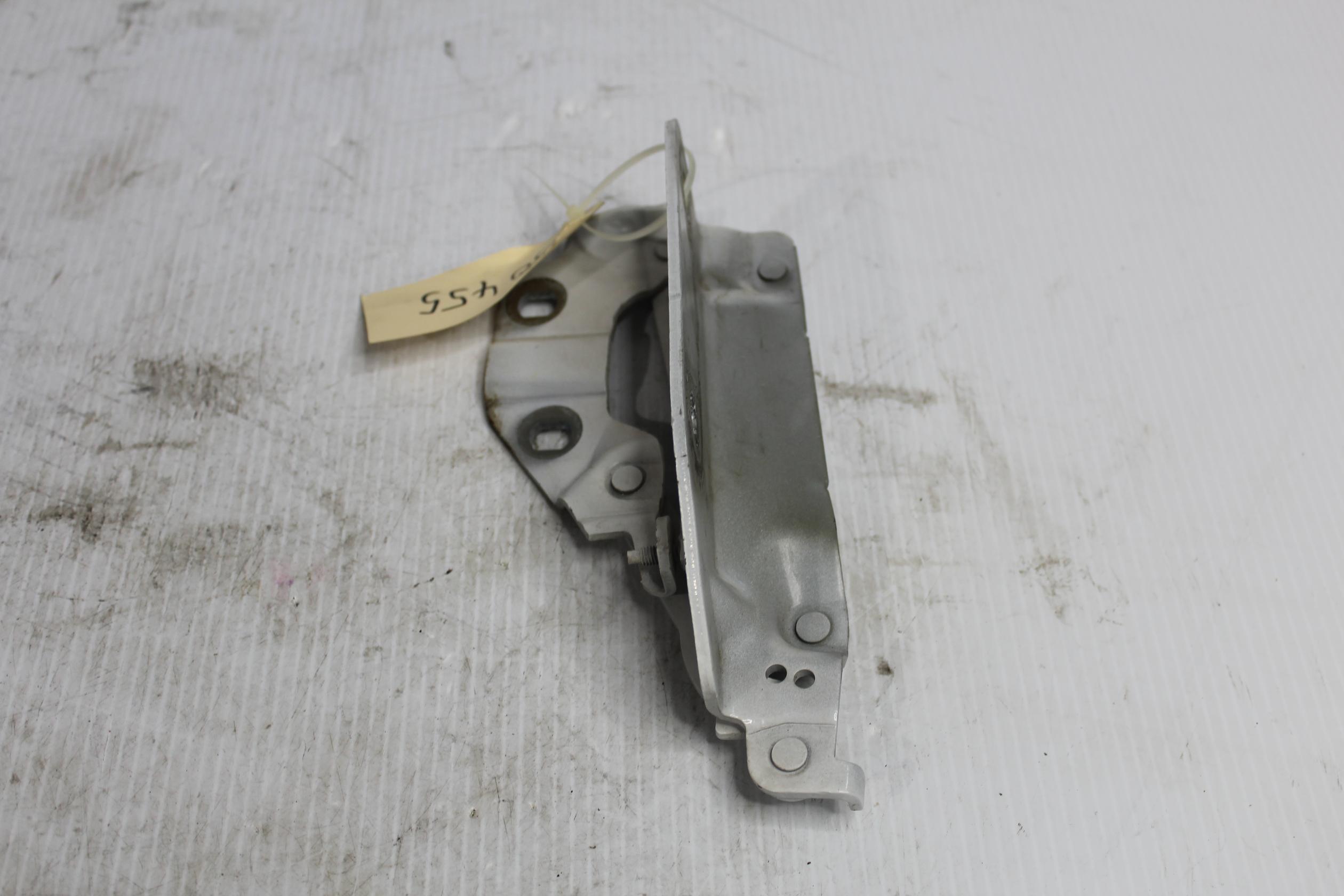 Land Rover L550 Discovery Sport LH Left Bonnet Hood Hinge LR075406 - Image 3