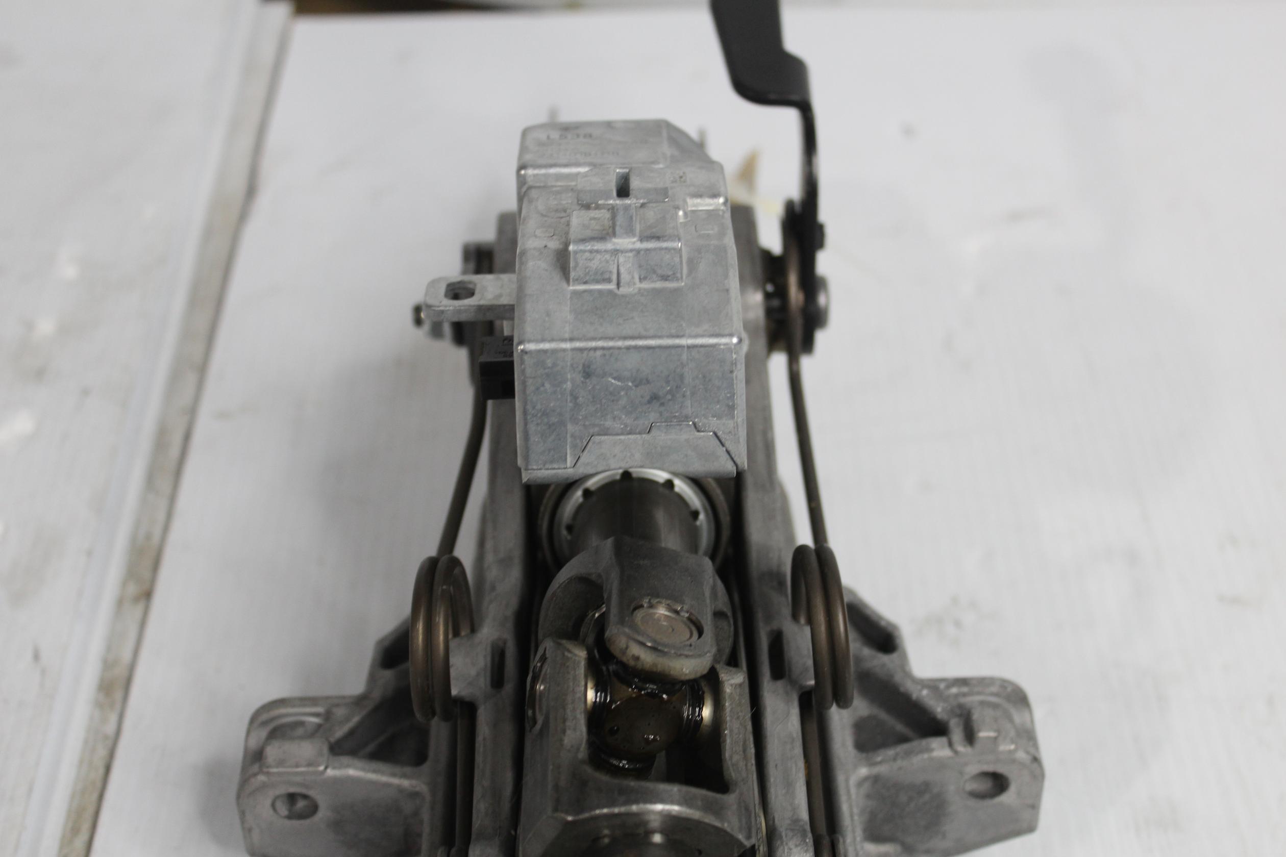 Land Rover L550 Discovery Sport Manual Steering Column LR032337, BJ323F937CB - Image 6