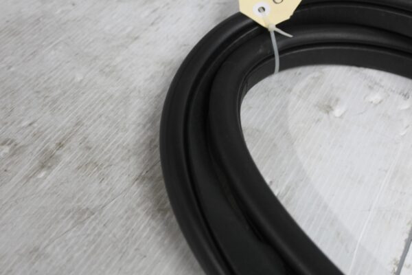 Land Rover L550 Discovery Sport Rear Door Seal Rubber LR084518, LR178741