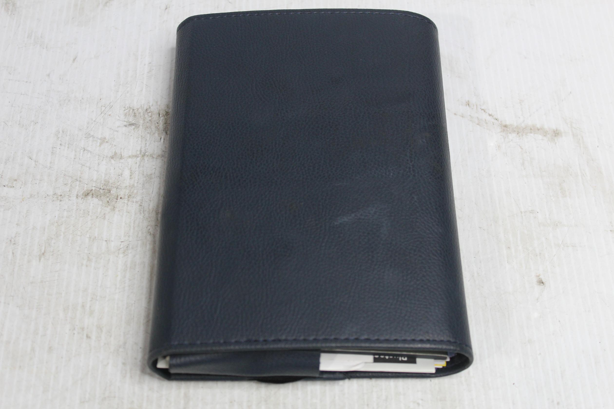 Land Rover L550 Discovery Sport Owners Manual Books w Pouch - Image 2