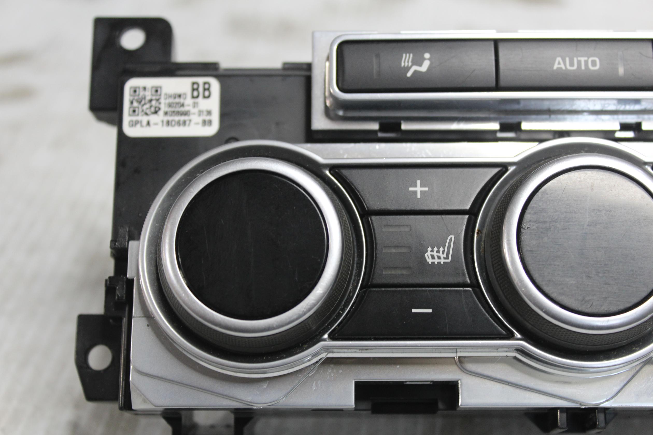 Range Rover L494 Sport REAR Seat Climate Control Panel LR070397, GPLA18D687BB - Image 10