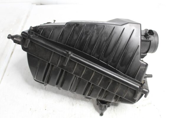 Range Rover Sport L494 LH Left Intake Air Box LR062607, LR095546, FPLA9601AB, FPLA9601AD
