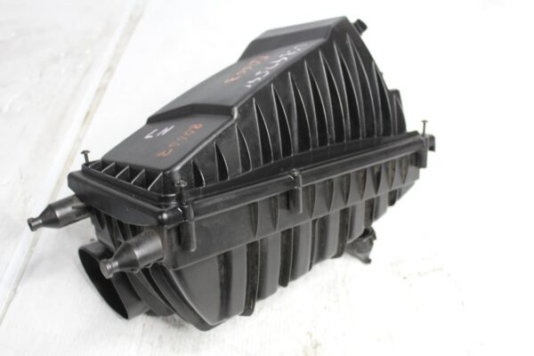 Range Rover Sport L494 LH Left Intake Air Box LR062607, LR095546, FPLA9601AB, FPLA9601AD