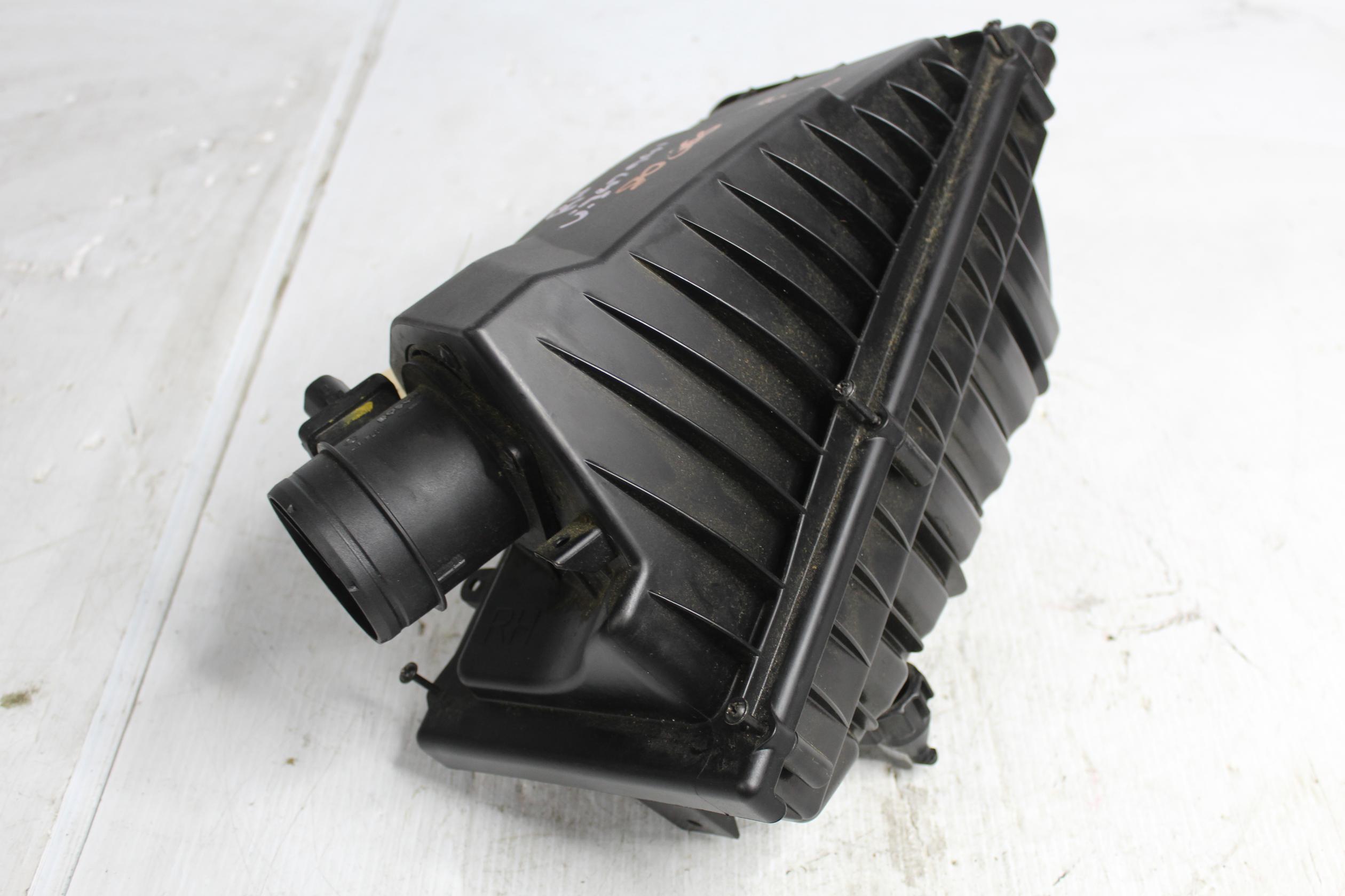 Range Rover Sport L494 Right Air Intake Box LR036428, LR095789, CPLA9600DA, CPLA9600DC - Image 4