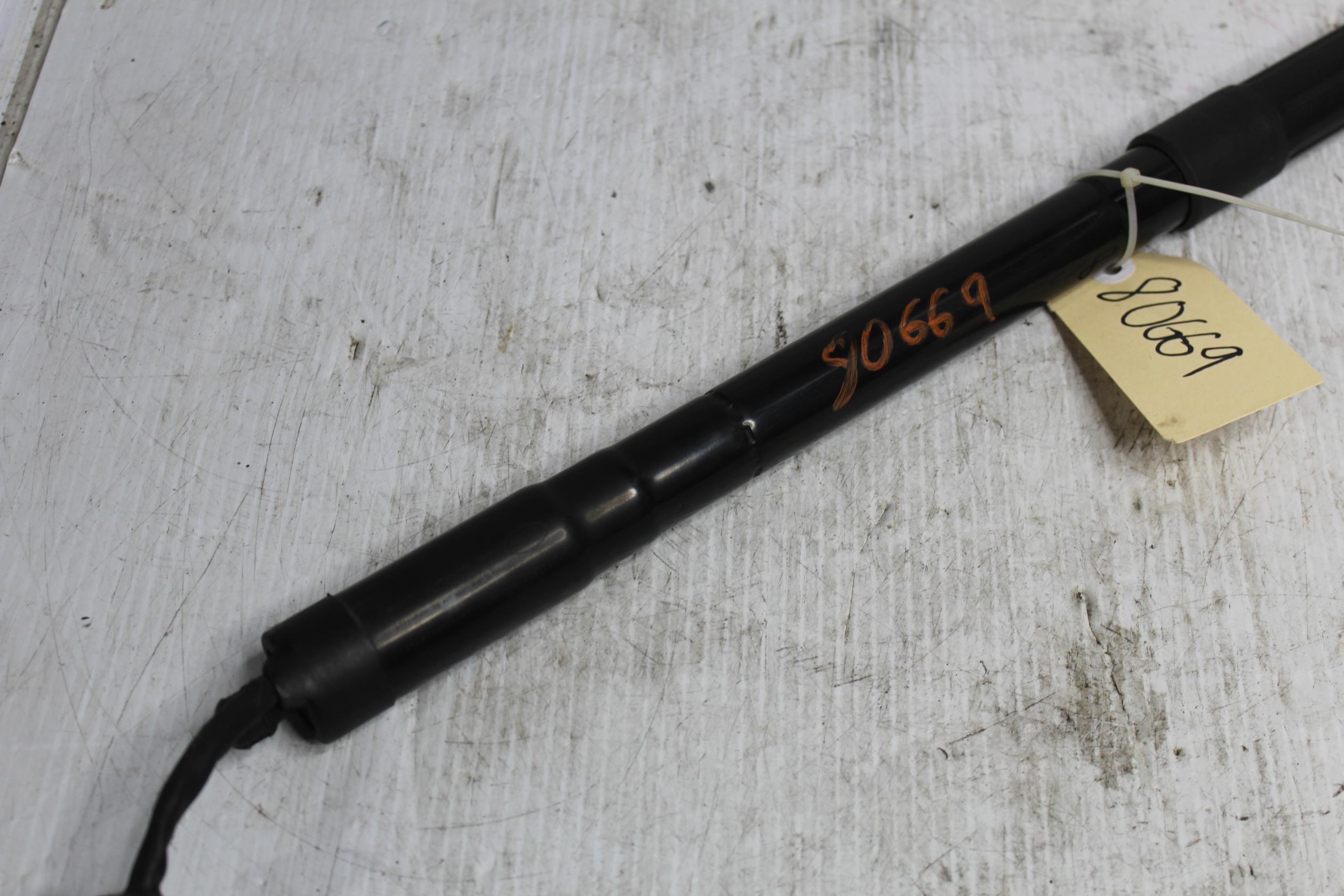 Range Rover Sport L494 Electric Tailgate Hatch Lift Strut LR044161, LR165919 - Image 1