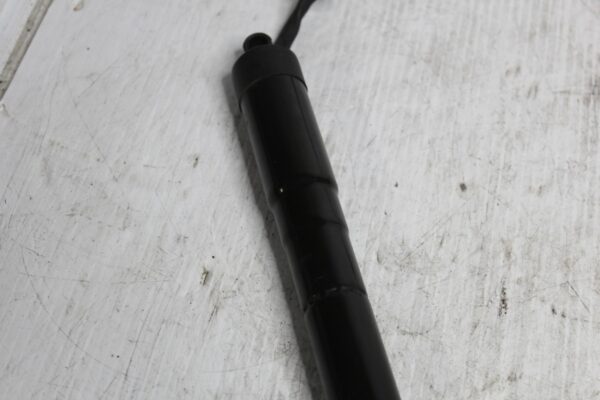 Range Rover Sport L494 Electric Tailgate Hatch Lift Strut LR044161, LR165919