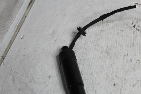 Range Rover Sport L494 Electric Tailgate Hatch Lift Strut LR044161, LR165919