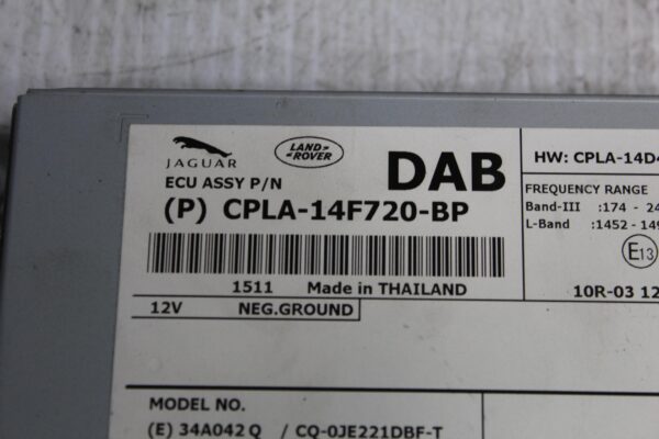 Land Rover L462 Discovery 5 DAB Radio Receiver Unit LR079410