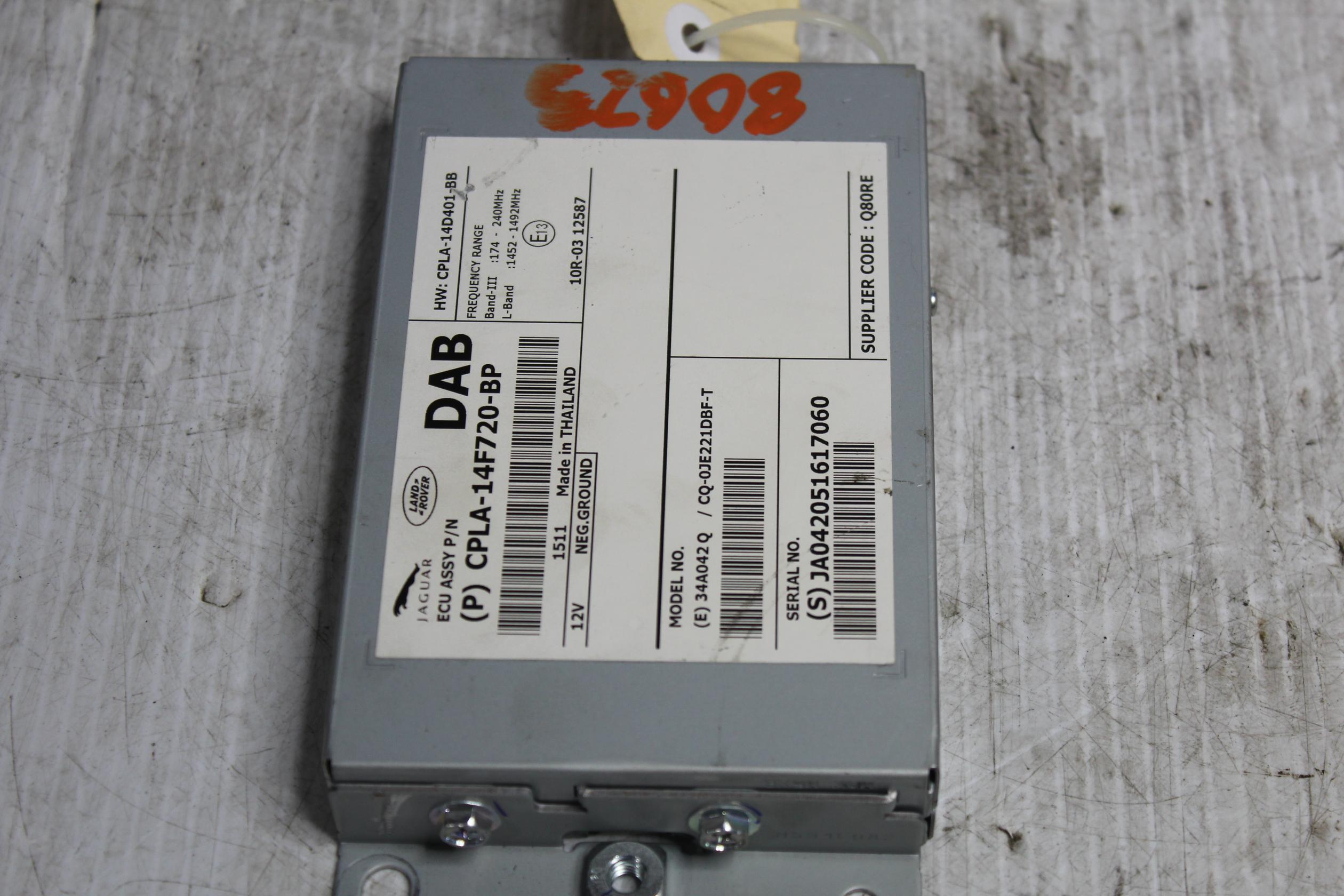 Land Rover L462 Discovery 5 DAB Radio Receiver Unit LR079410 - Image 8