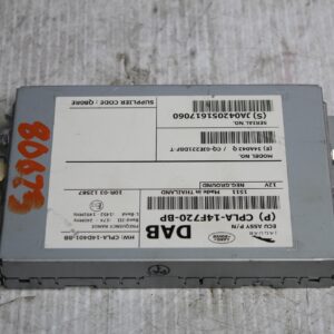 Land Rover L462 Discovery 5 DAB Radio Receiver Unit LR079410 - Image 9