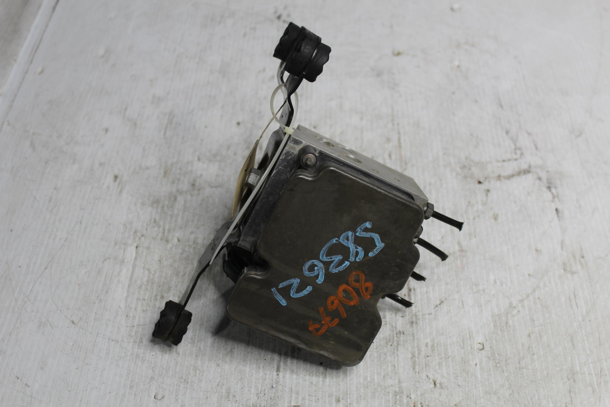 Range Rover Sport L494 ABS Module Pump LR079257, LR084890 - Image 3