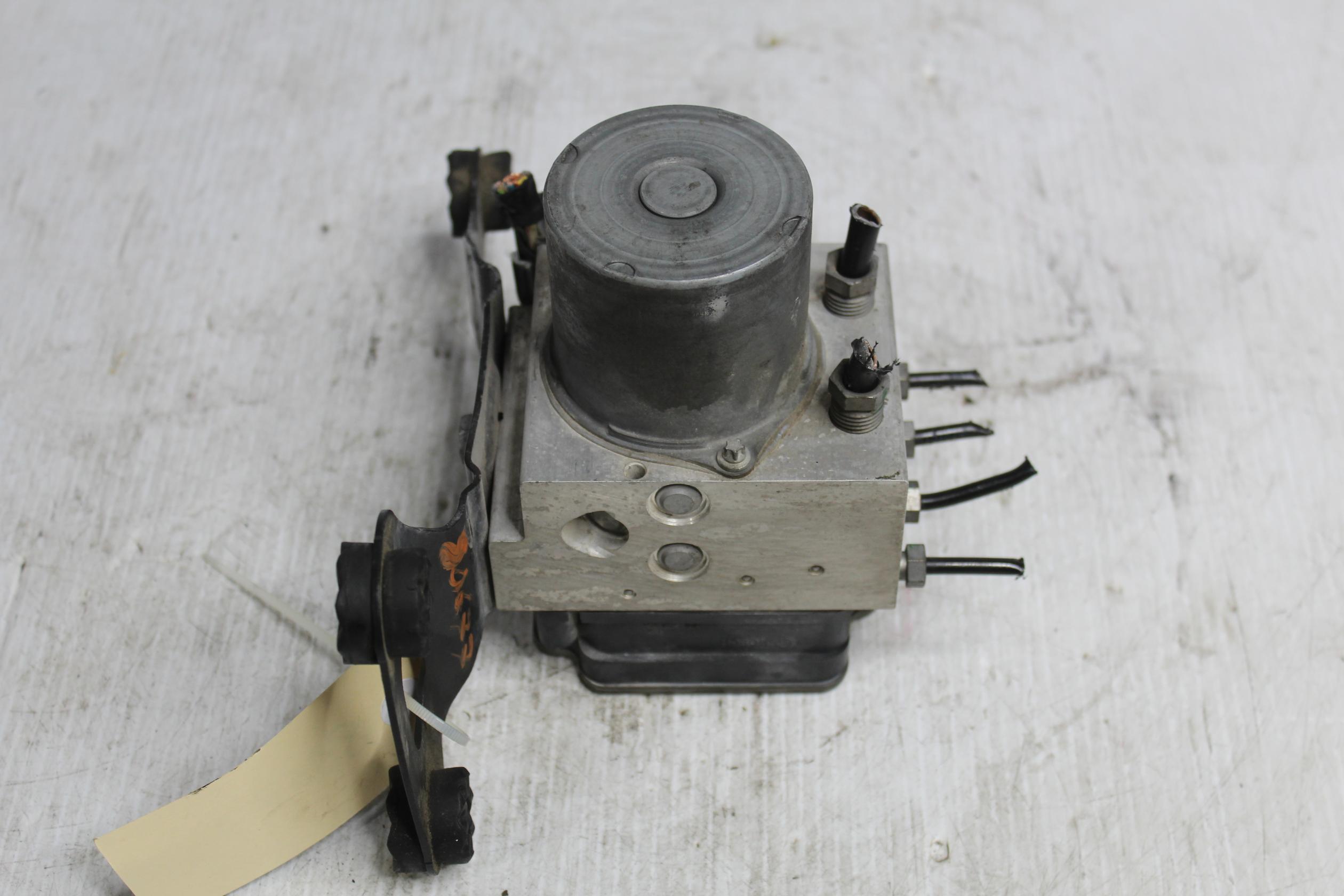 Range Rover Sport L494 ABS Module Pump LR079257, LR084890 - Image 4